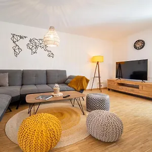  Apartment Dreamcation - Ehemaliges Pfarrhaus, 3d-tour, 4 Sz, Terrasse, Bbq, Küche, Garten, 140qm